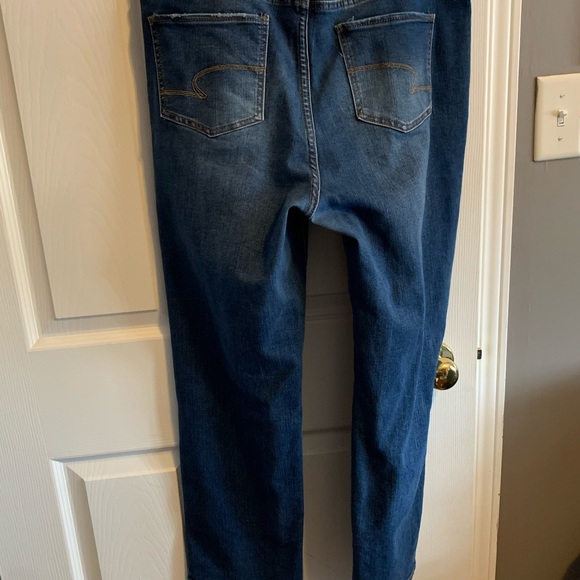 2/30$ 🔮 Time and Tru Jeans - Picture 5 of 9